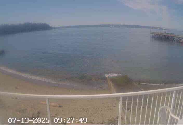 West Vancouver › South: Ambleside Beach - English Bay
