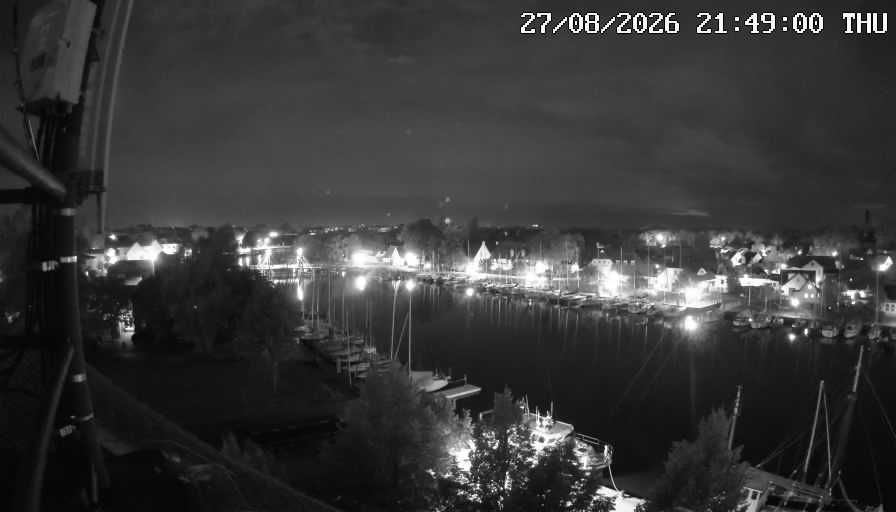 Wieck a. Darss › West: Greifswald Wieck - Hafen Wieck