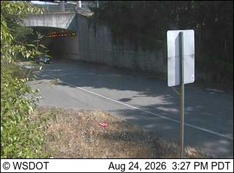 Bellevue: I-405 at MP 11.1: I-90 Interchange, NW Quadrant