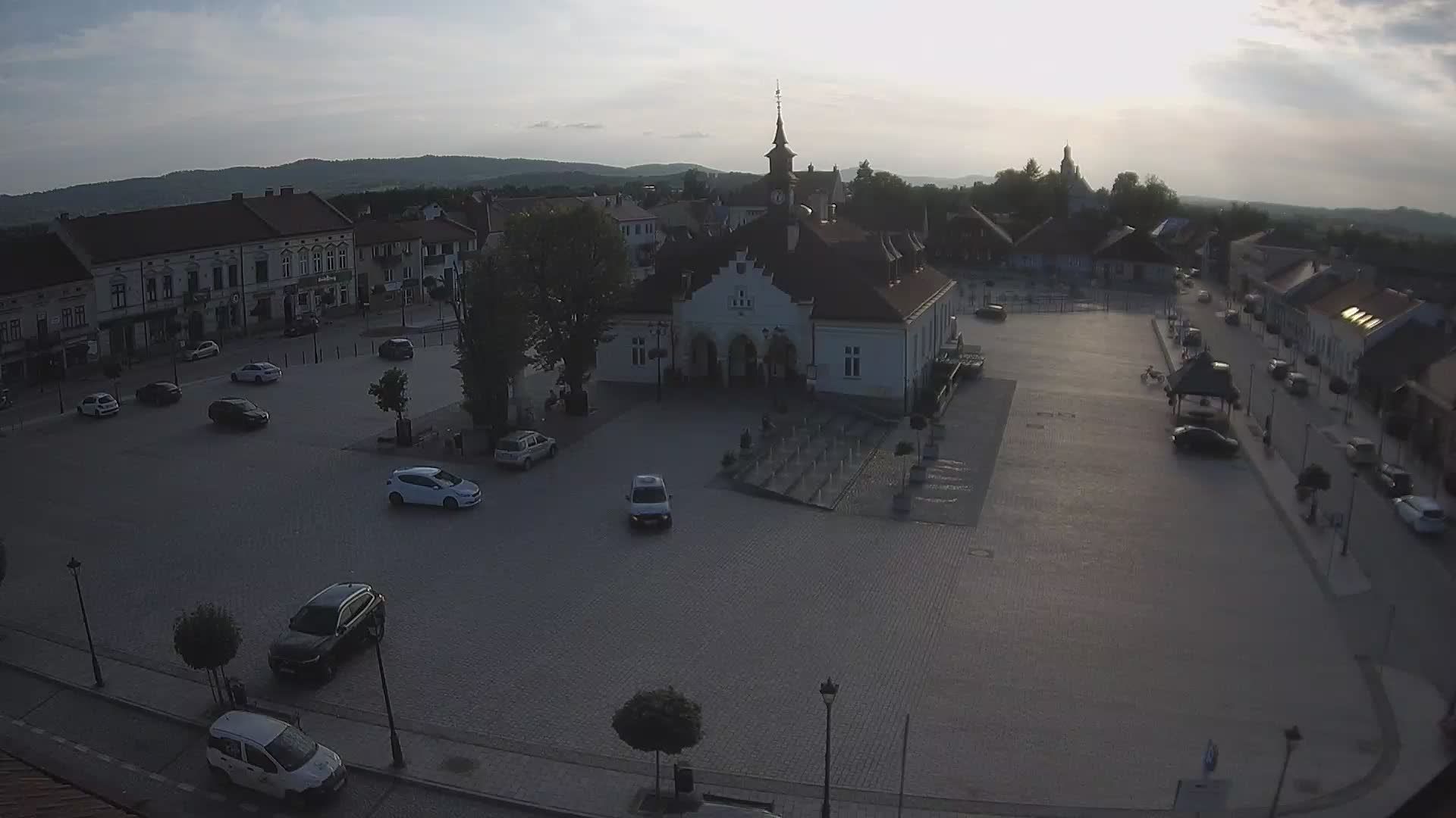 Zakliczyn › West
