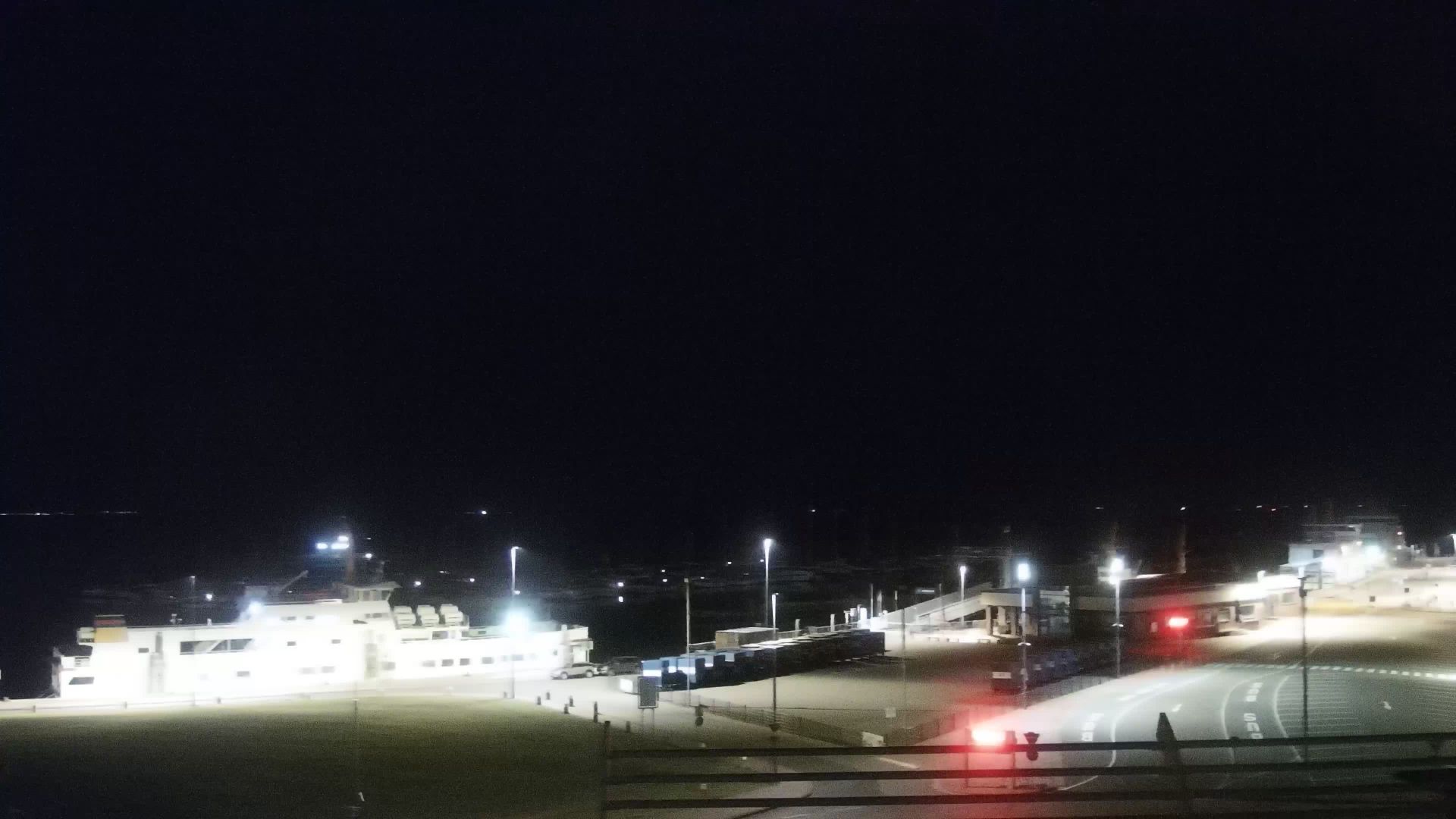 Norddeich: Livespotting - Live vom Fähranleger und Hafen in - Mole