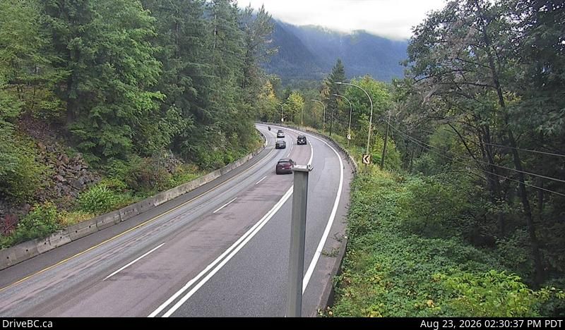 Harrison Hot Springs › West: Hwy 1, near Herrling Island, looking west