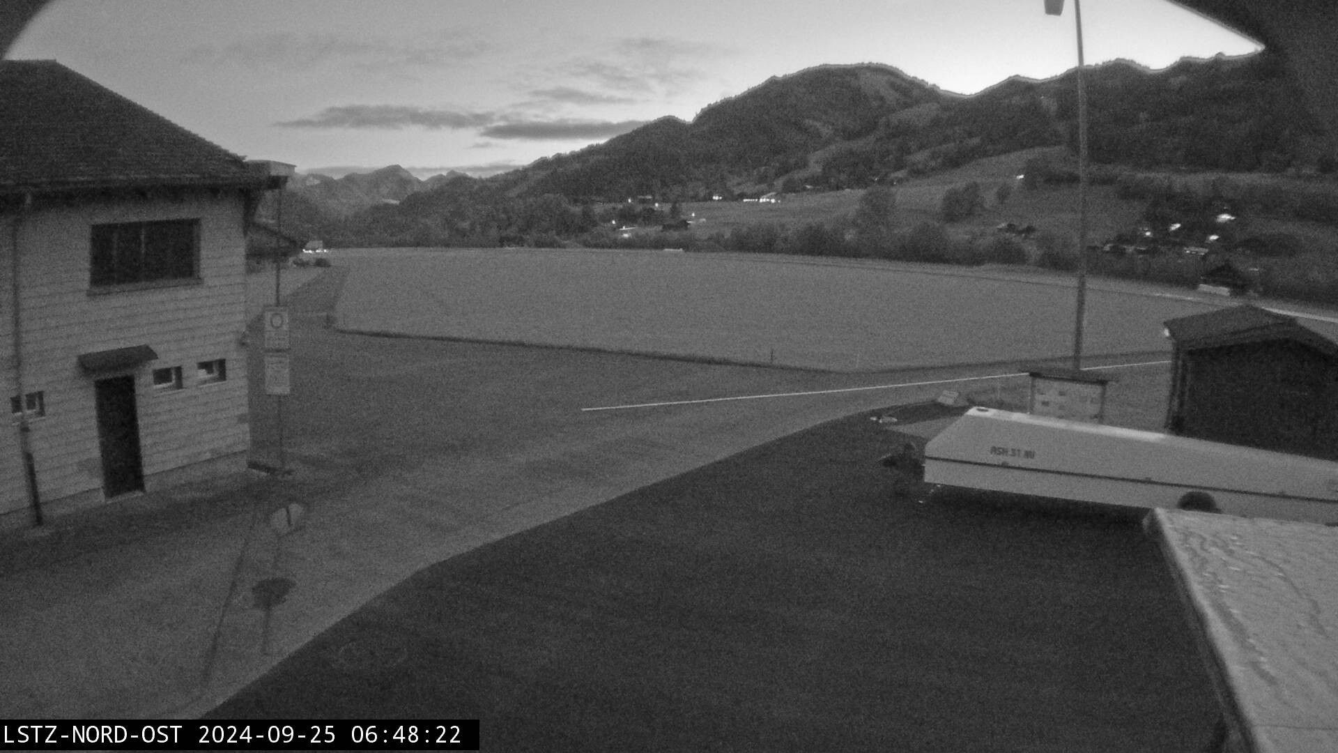 Zweisimmen › East: Flugplatzgenossenschaft Zweisimmen