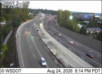 Bellevue: I-405 at MP 8: SE 71st St