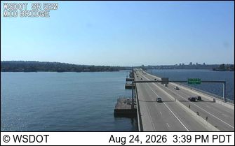 Edgewater Park › West: SR 520 at MP 2.9: Mid Bridge