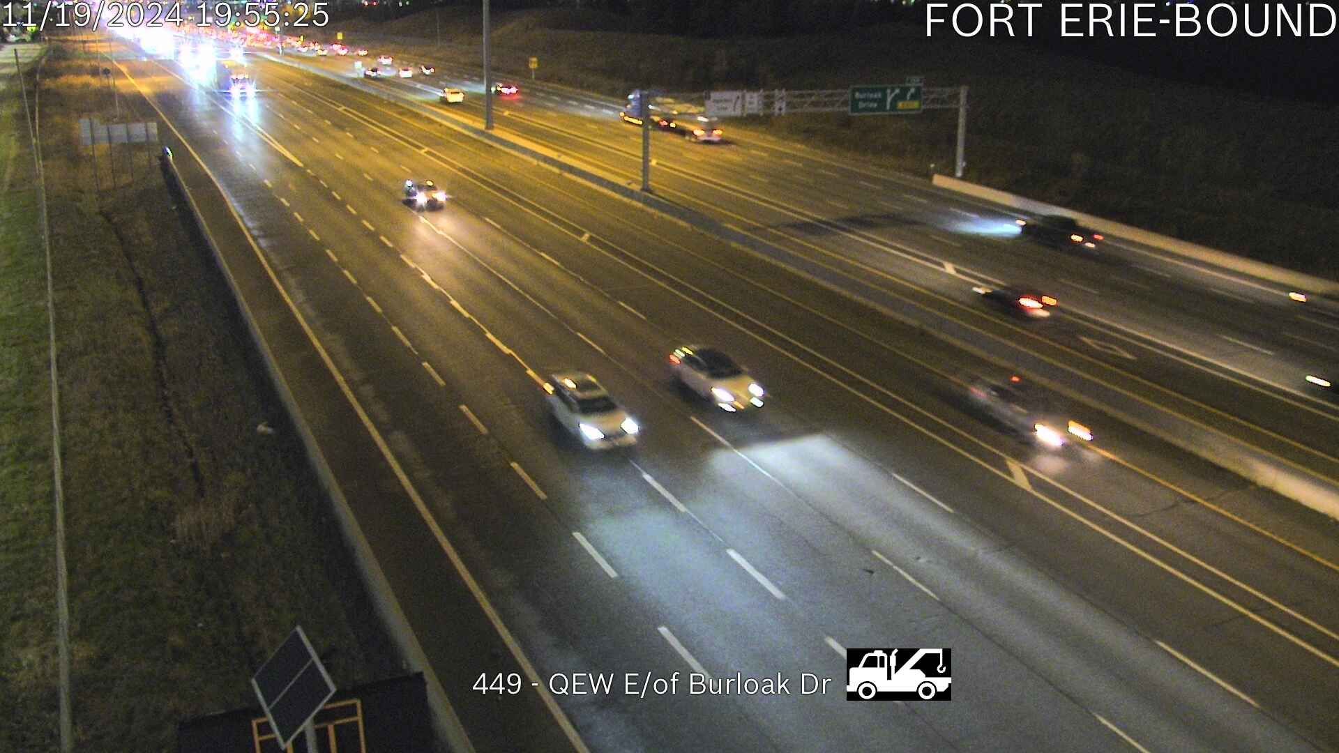 Burlington: QEW between Burloak Drive and Bronte Road