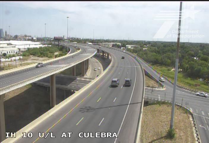 Woodlawn Lake › East: IH 10 at Culebra (Upper Lvl)
