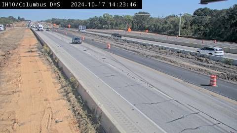 Alleyton › East: IH-10 @ Columbus DMS WB