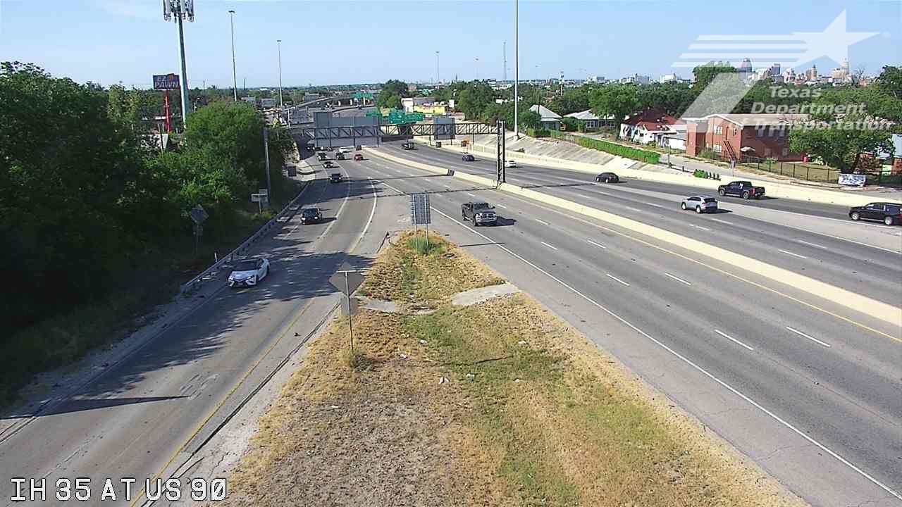 San Antonio › South: IH 35 at US