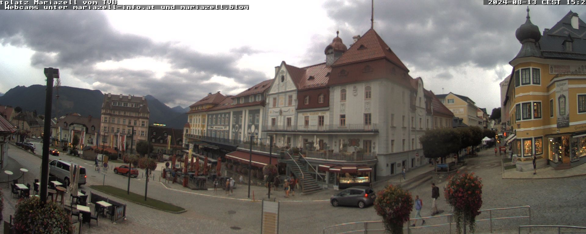 Mariazell: Mariazell Basilica - Hauptplatz