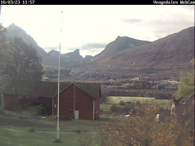 Isfjorden › South-East: Romsdalshorn