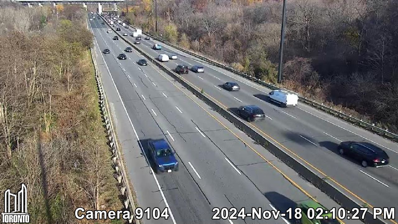 East York: Don Valley Parkway near Beachwood Cres