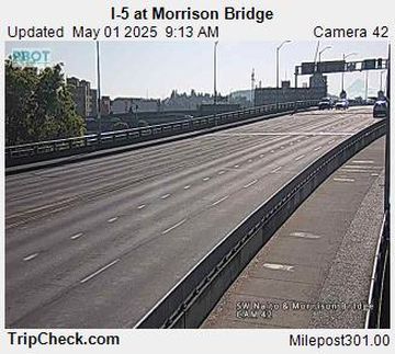 Portland: I-5 at Morrison Bridge