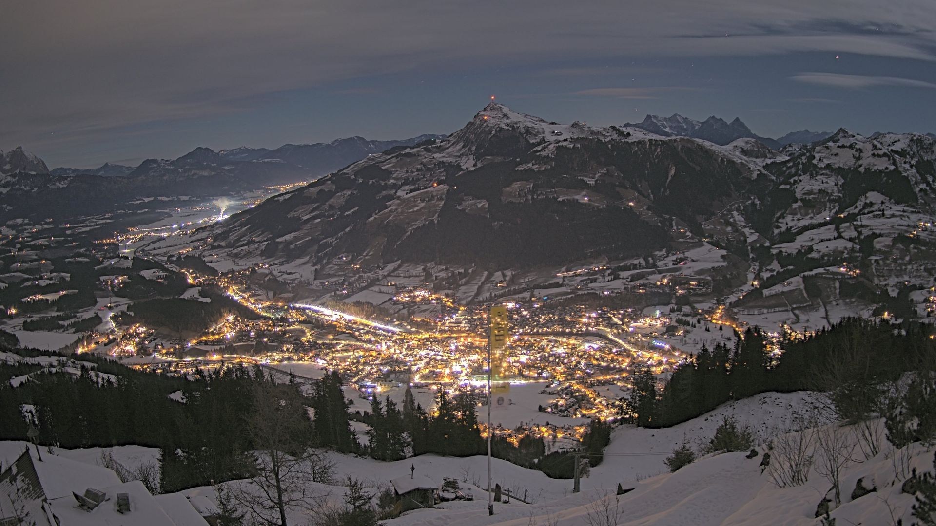 Kitzbuhel: Hahnenkamm Bergstation - Blickrichtung NO
