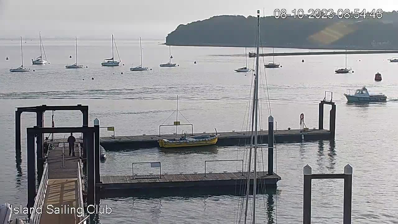 Cowes › North