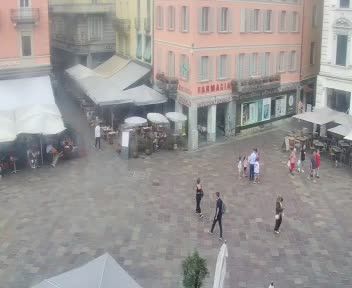 Lugano: Piazza Riforma