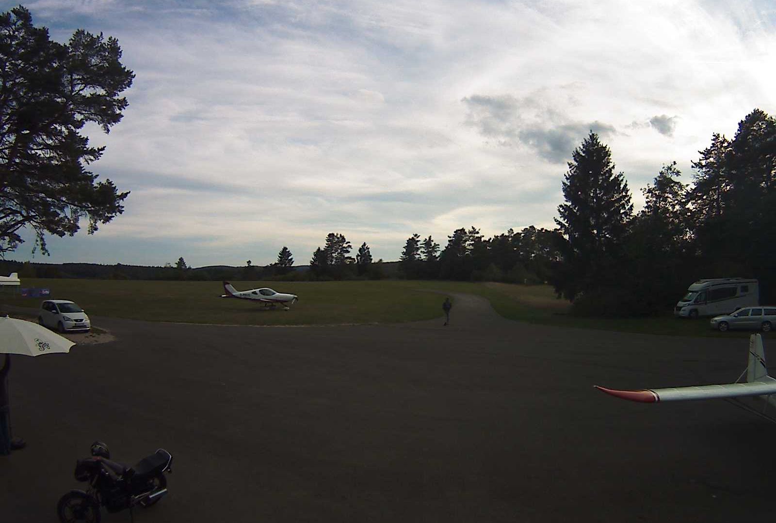 Hayingen › South-West: Flugplatz