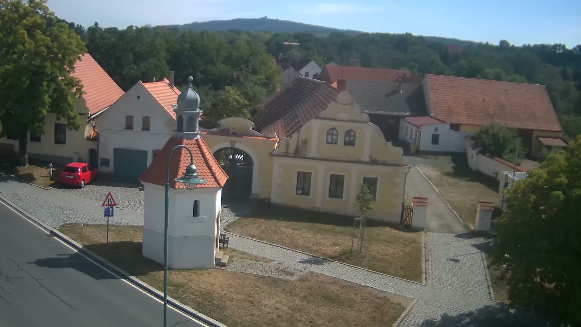 Plzen › West: Koterovská náves