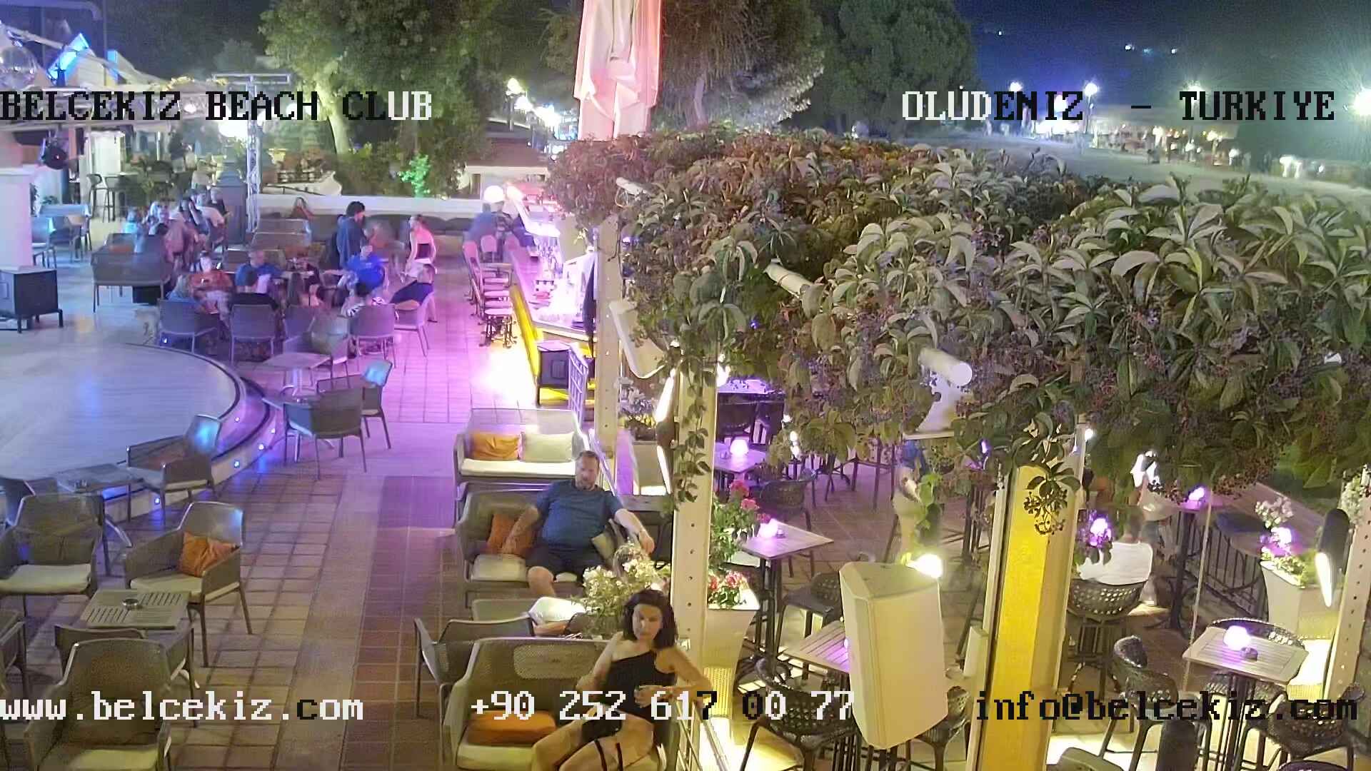 Oludeniz: Belcekiz Beach Club - Ölüdeniz Plajı - Belcekiz Beach Hotel - Paragliding Oludeniz Turkey - Fethiye