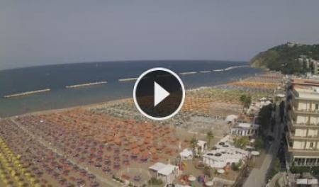 Webcam Gabbice Mare: Panorama of Gabicce Mare