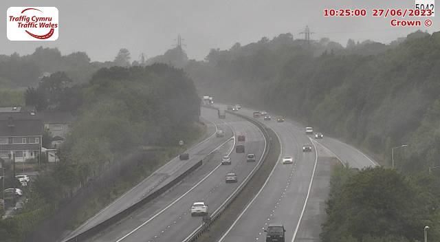 Clydach Vale: M4 eastbound at junction 45 (Ynysforgan)