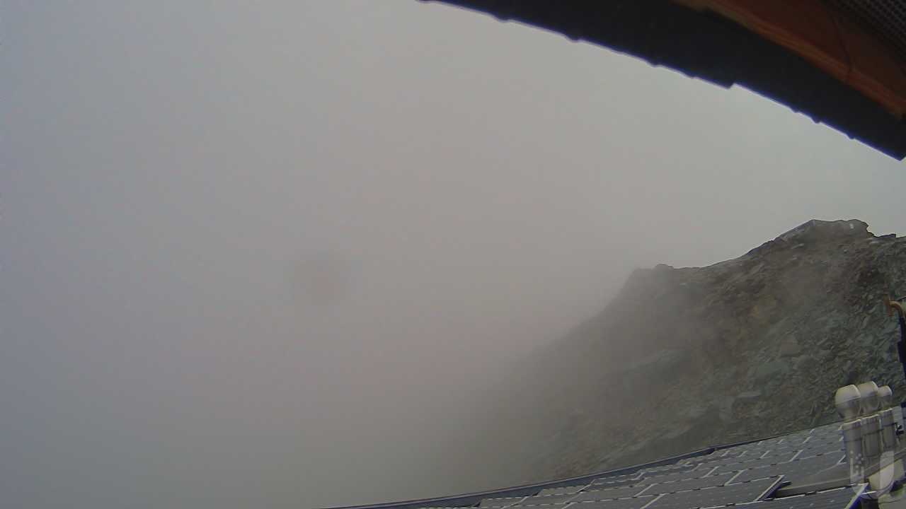 Webcam Zermatt: Matterhorn from the Hörnlihütte
