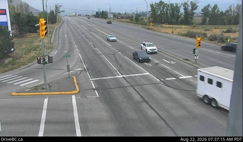 Kamloops › South: Hwy 5 at Halston Ave - Paul Lake Rd in - looking south