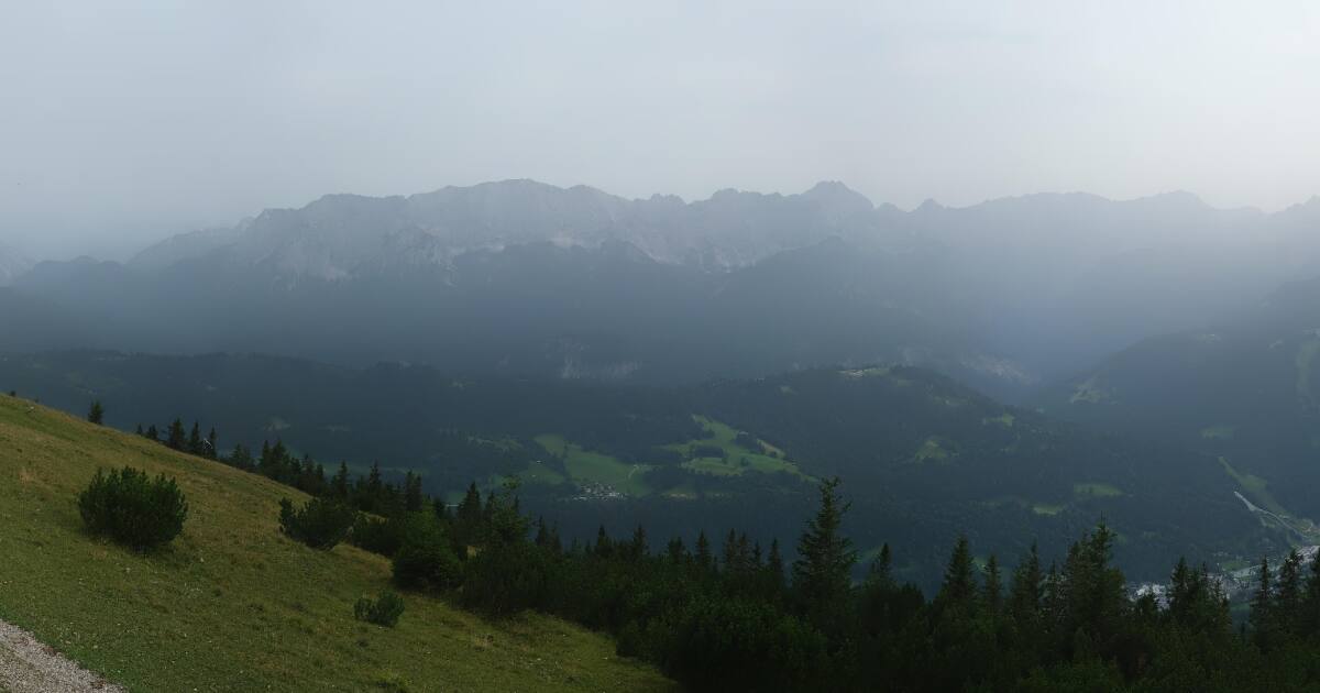 Webcam Garmisch-Partenkirchen: View from the Wank-Haus
