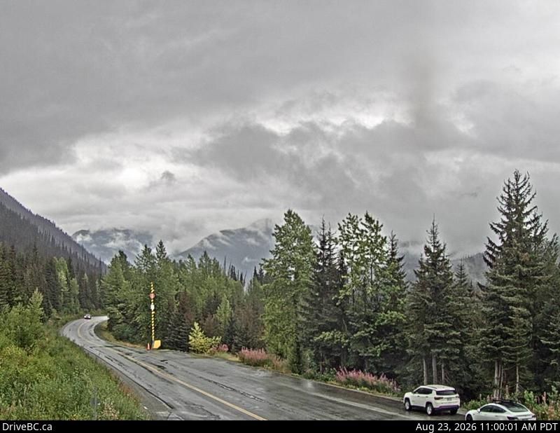 Squamish-Lillooet Regional District › East: Hwy 99 (Duffey Lake Rd) at Cayoosh summit, looking east