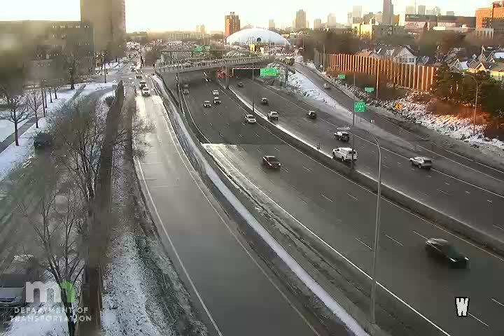 Seward: I-94 EB @ Riverside Ave