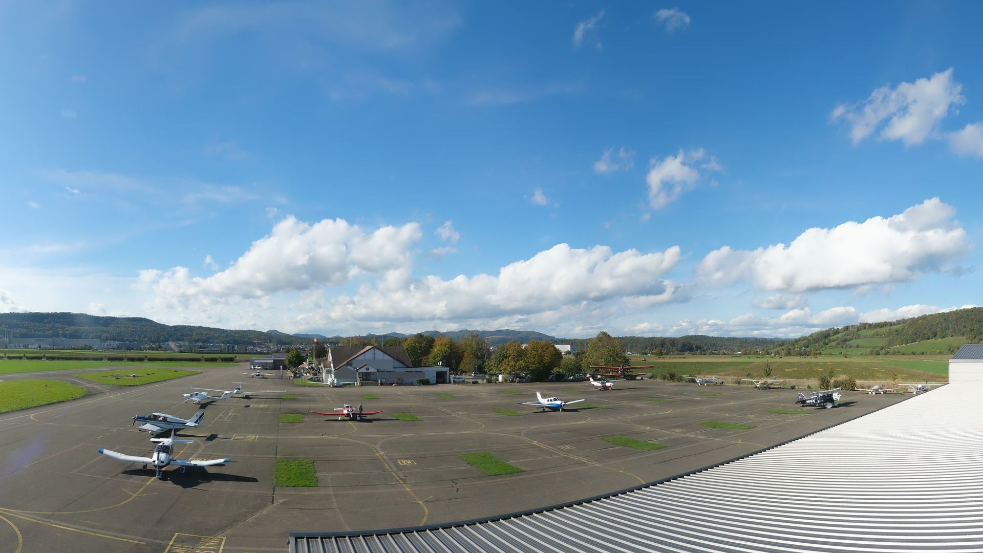 Lupfig: Flugplatz Birrfeld