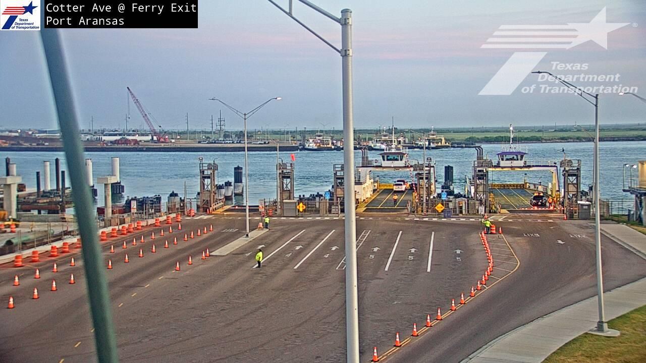 Port Aransas › West: Ferry Loading Lanes (PA)