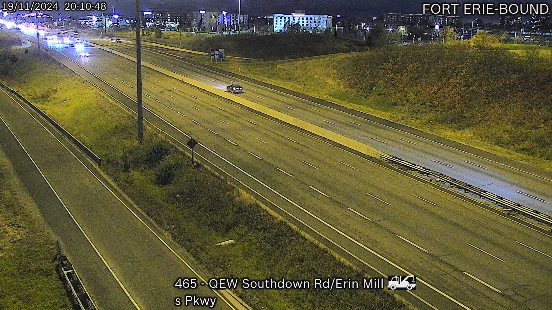 Mississauga: QEW near Erin Mills Parkway