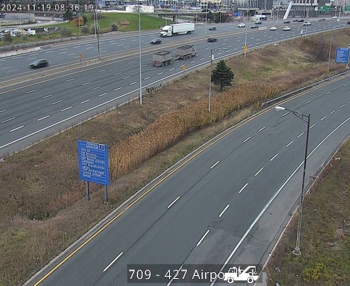 Etobicoke: Highway 427 near Airport Road