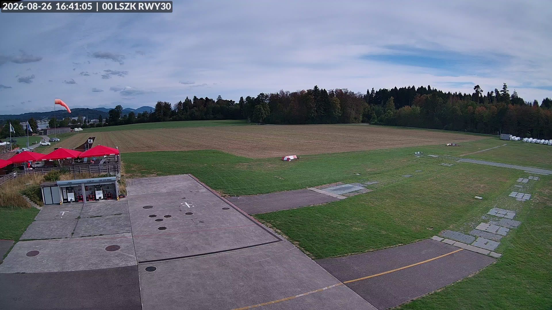 Pfaffikon: Flugplatz Speck-Fehraltorf (LSZK) 2