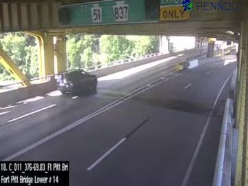 South Shore: I-376 @ MM 69.83 (FT PITT BRIDGE_PA 837 NORTH EAST CARSON ST/WEST END - LOWER DECK #14)