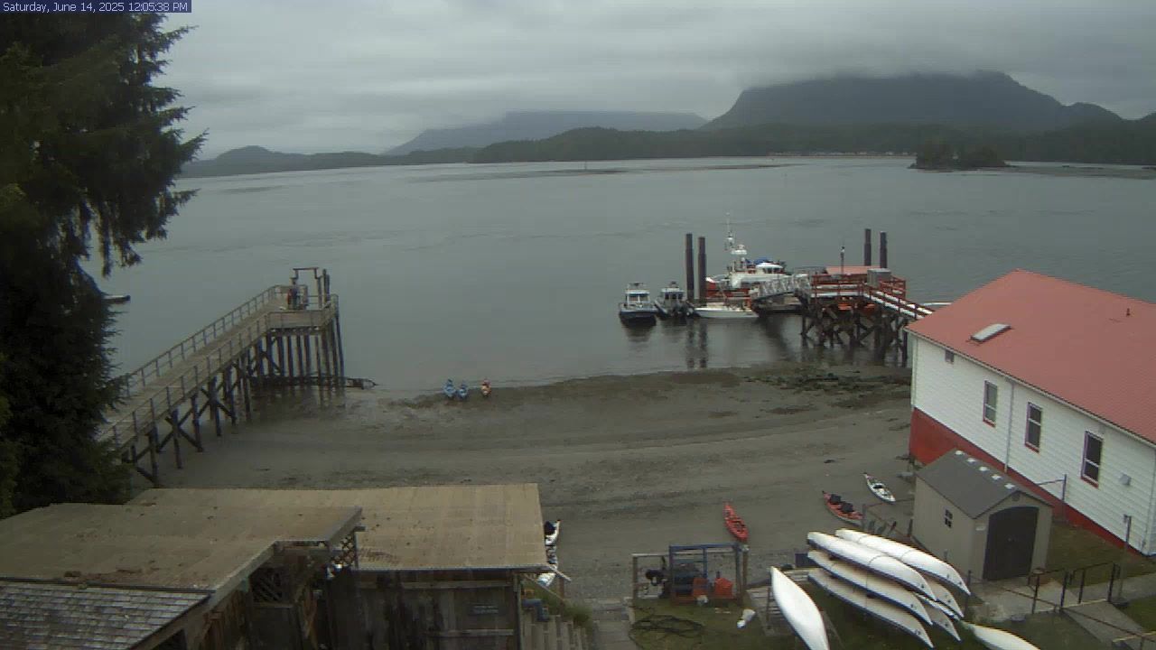 Tofino › North-West: Opitsat - Lone Cone - Catface Peak