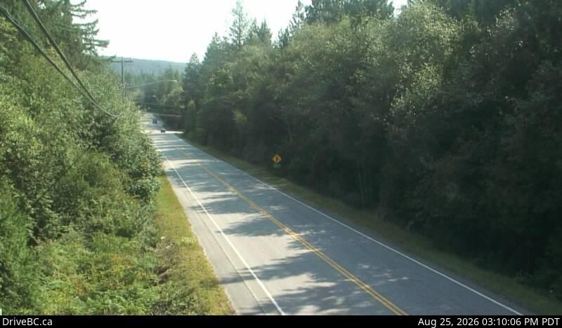 Halfmoon Bay › South: Hwy 101 at Brooks Rd on the Sunshine Coast, looking south