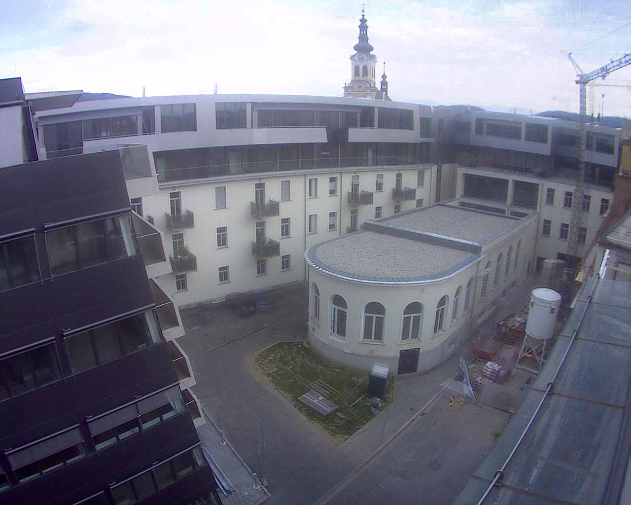 Webcam Graz: Südtirolerplatz - Feuerbachgasse - Defreggergasse