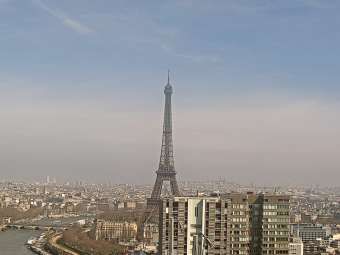 Paris: Eiffel Tower