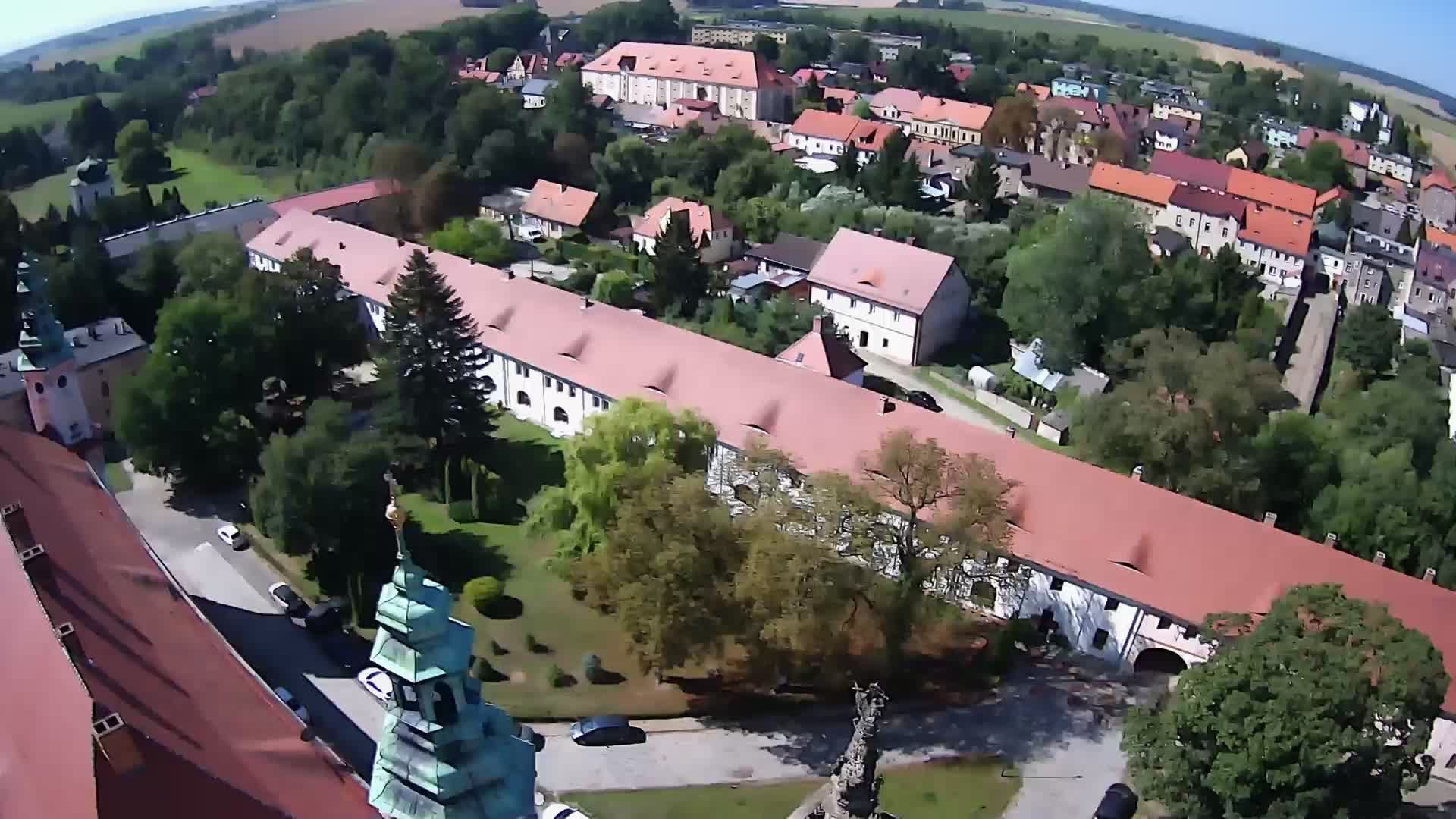 Henrykow › West: Henryków