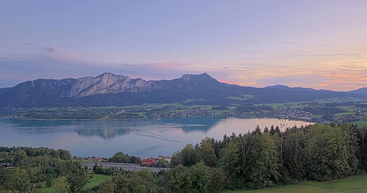 Webcam Mondsee: PANOMAX Mondsee - Ferienhof Gassner