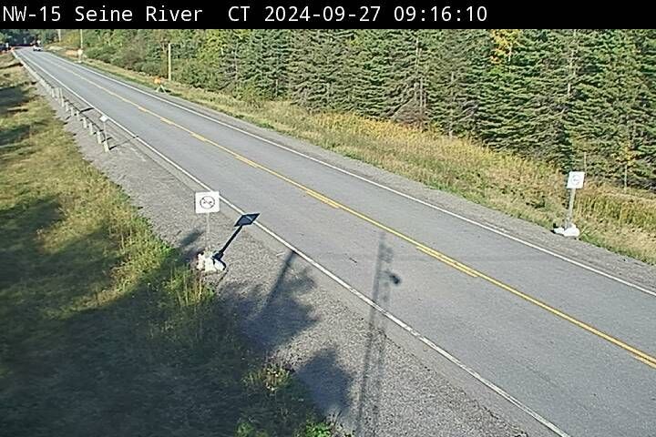 Unorganized Rainy River: Highway 11 near Camp River Rd (Central Time)