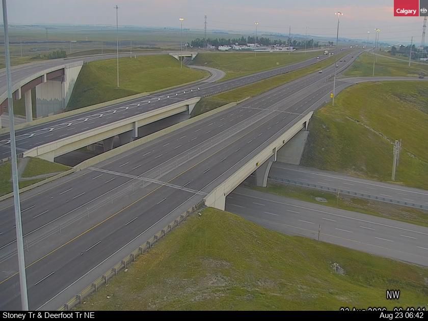 StoneGate Landing: Stoney Trail - Deerfoot Trail NE