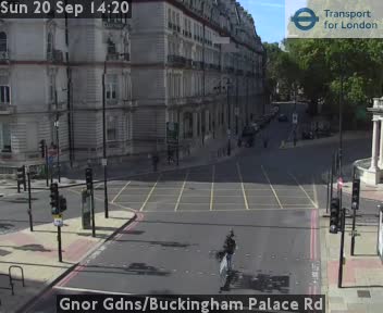 Webcam London: Traffic Grosvenor Gardens / Buckingham Palace Rd