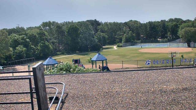 Webcam Minnetonka, Minnesota: Glen Lake Elementary School