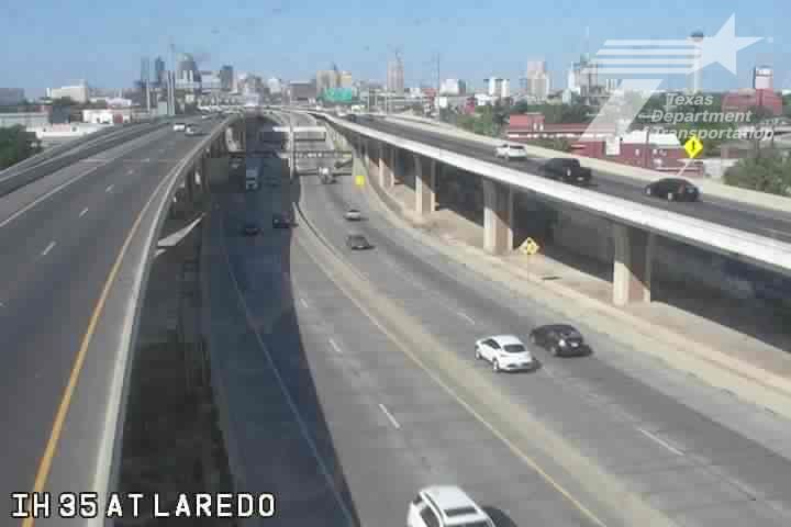 San Antonio › South: IH 35 at Laredo