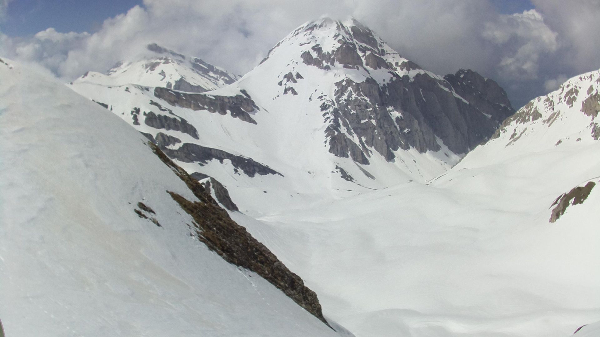 Isola del Gran Sasso d'Italia: Gran Sasso d'Italia
