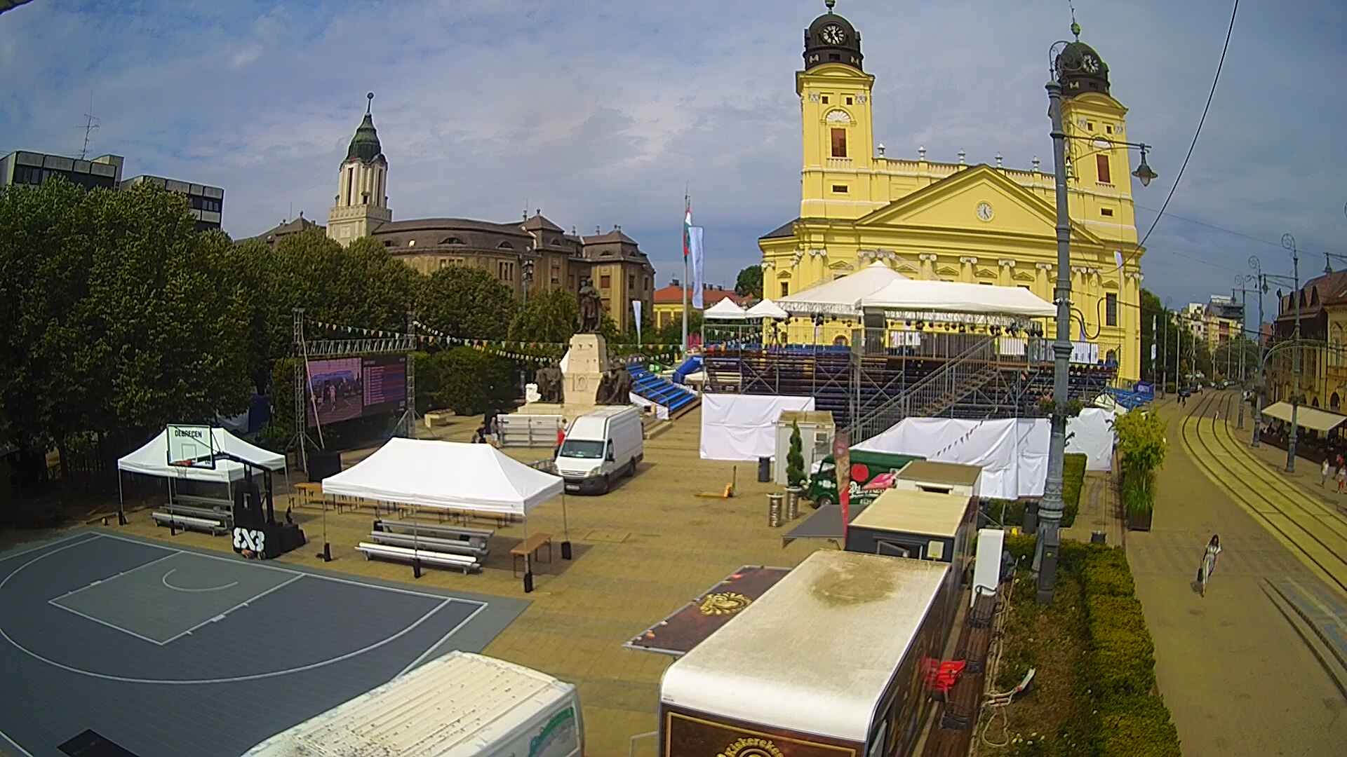Debrecen › North: Kossuth tér