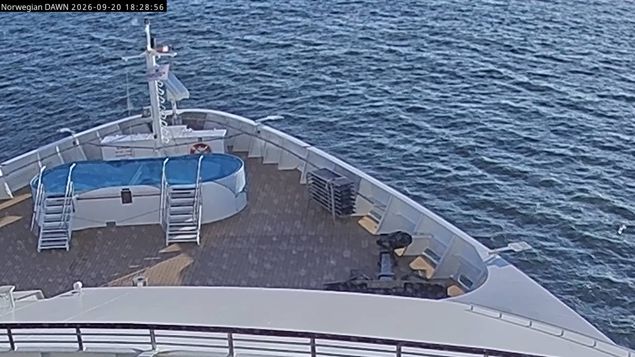 Webcam Norwegian Dawn: Live at Sea